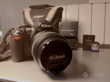 Nikon D3100 + obiettivo 18-55mm – solo 2461 scatti