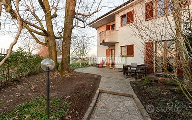 SOLUZIONE INDIPENDENTE CON GIARDINO