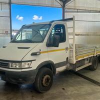 Iveco Daily 60 cassone e pedane