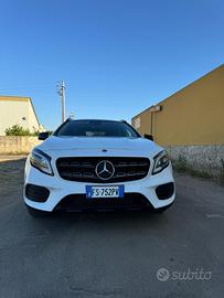 Mercedes benz Gla 200 d night edition