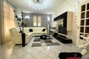 Villetta in via Corsitti (Rif.1671)