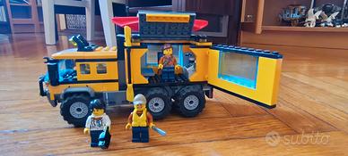 Lego City 60160 Laboratorio mobile nella giungla