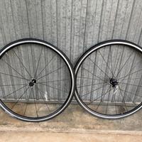 Coppia di cerchioni bicicletta da strada