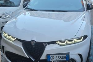 ALFA ROMEO TONALE PLUG-IN VELOCE