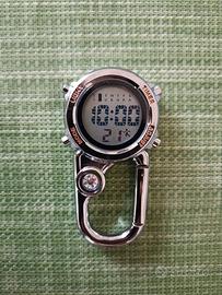 Orologio sportivo display con moschettone