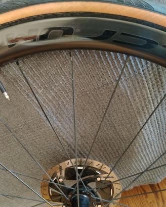 ruota Fulcrum wind 42