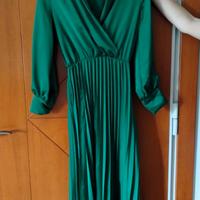 Abito a trapezio con gonna plissettata