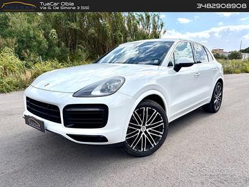 Porsche Cayenne 3.0 Platinum Edition #10838
