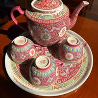 Ser thè in porcellana