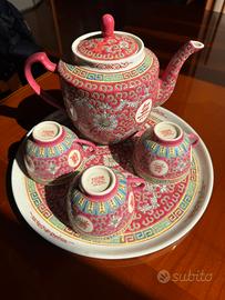 Ser thè in porcellana