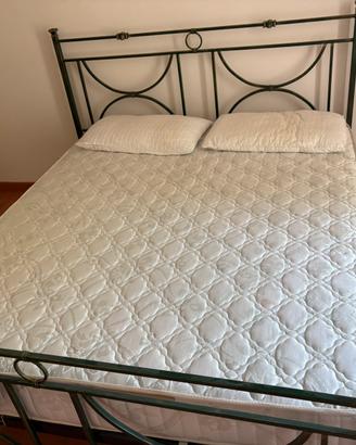 Letto matrimoniale + materasso