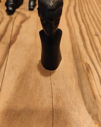 Statuetta africana in legno