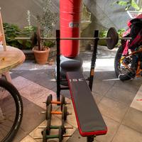 Panca piana bilancieri manubri sacco boxe