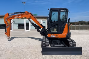 MINIESCAVATORE HITACHI ZX 55U 6-CK2