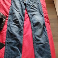 jeans pantaloni moto con protezioni