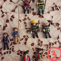 Lotto n. 3 - 8 pupazzetti Playmobil 