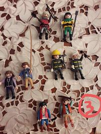 Lotto n. 3 - 8 pupazzetti Playmobil 
