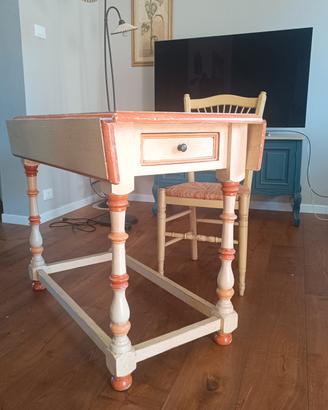scrivania shabby provenzale con sedia