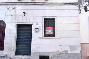 LOCALE in zona centralissima