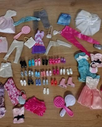 Vestiti e scarpe Barbie