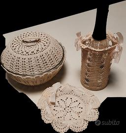 portabottiglie + 2 centrotavola a uncinetto 