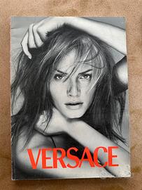 Riviste Cataloghi Versace anni 90