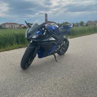 Yamaha yzf R-125