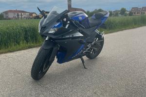 Yamaha yzf R-125