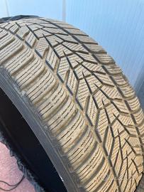 Hankook 255/45 R20 105 V