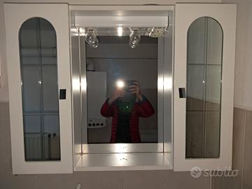 Mobiletto bagno con dpecchio