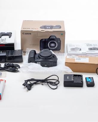 canon eos 5dsr