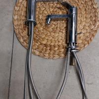 rubinetti lavabo bagno e bidet e portasciugamani