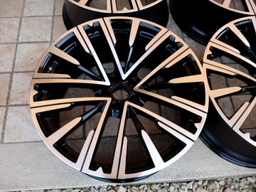 CERCHI 21 ORIGINALI MASERATI COD:1587