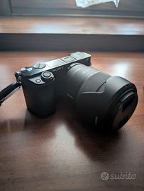 Kit Completo Sony a6000 (Solo 8.700 scatti) + 4 Ob