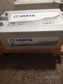 Batteria Varta alta potenza 225 Ampere