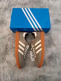 Scarpe Adidas Spezial vestibilità n. 43