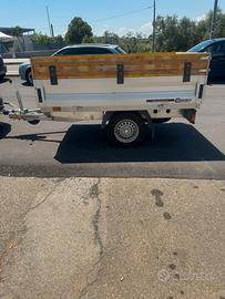 Rimorchio auto