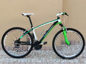 MTB verde