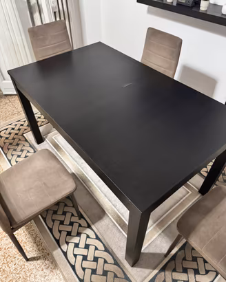 Tavolo da pranzo