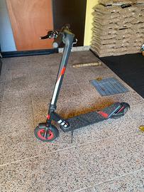 aprilia esr 2 monopattino elettrico