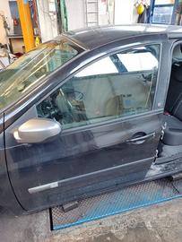 Porta anteriore sx nuda RENAULT CLIO del 2011