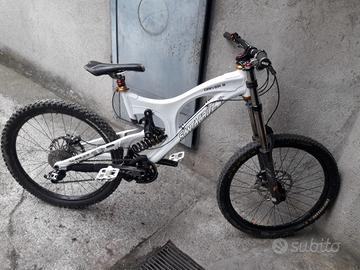 bici da Downhill 