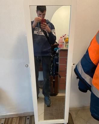 Mobiletto porta oggetti