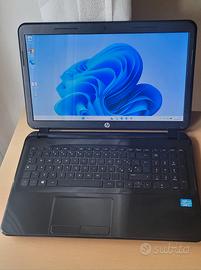 Laptop HP Ssd256gb per studenti   batteria nuova  