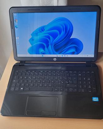 Laptop HP Ssd256gb per studenti   batteria nuova  