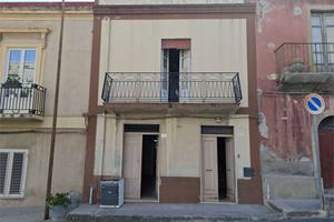 casa indipendente su due livelli