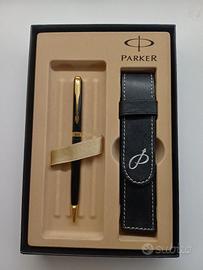 Penna Parker Sonnet nero/oro – Originale