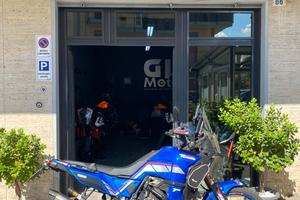 Yamaha Ténéré 700 WORLD RALLY AKRAPOVIC