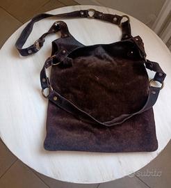 borsa artigianale in pelle scamosciata