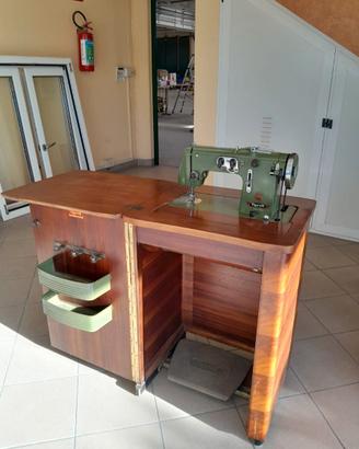 macchina da cucire VIGORELLI con mobile